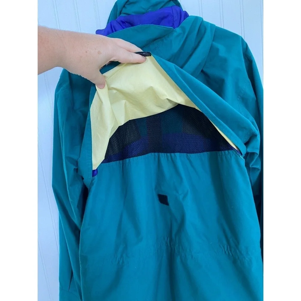 VTG Eddie Bauer Mens Lightweight Chore Jacket Size S Hooded Windbreaker Gore Tex